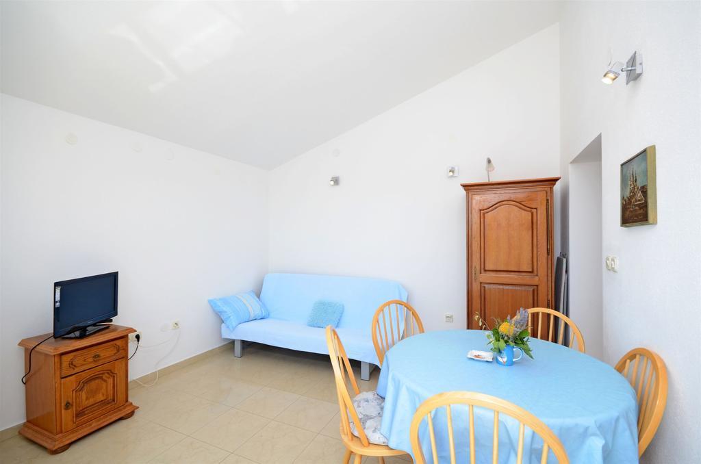 Apartments Branislav Rogoznica  Kültér fotó